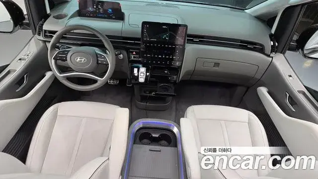 Hyundai Staria 2025 — Şəkil 4/20