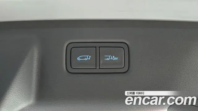 Hyundai Staria 2025 — Şəkil 17/20