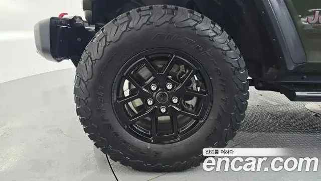 Jeep Wrangler 2024 — Photo 26/31