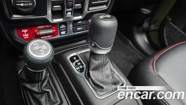 Jeep Wrangler 2024 — Photo 14/31