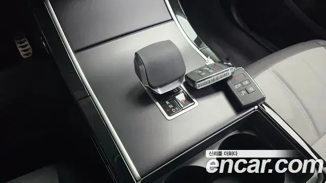 Land Rover Range Rover Evoque 2026 — Photo 6/20
