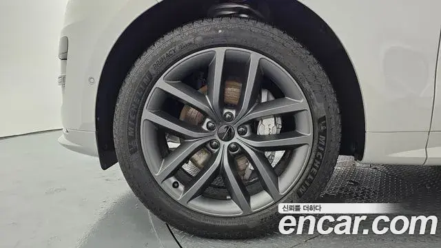 Land Rover Range Rover Sport 2026 — Photo 11/20