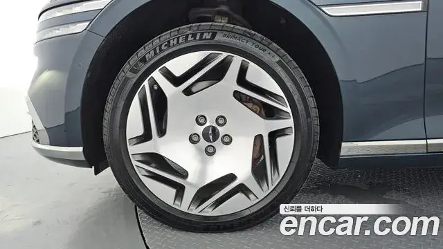 Genesis G90 2022 — Şəkil 6/33
