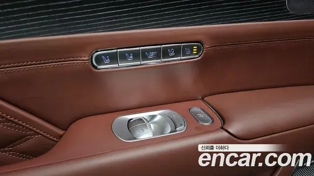 Genesis G90 2022 — Şəkil 10/33