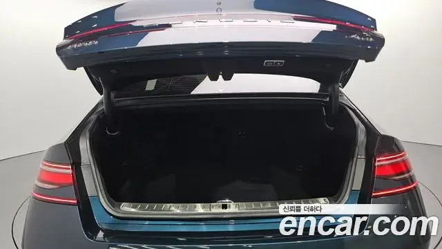 Genesis G90 2022 — Şəkil 20/33