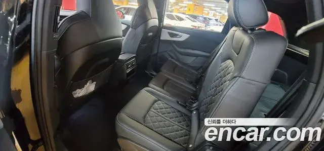 Audi Q7 2026 — Photo 8/10