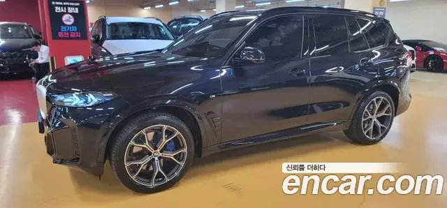 BMW X5 2025 — Photo 8/11
