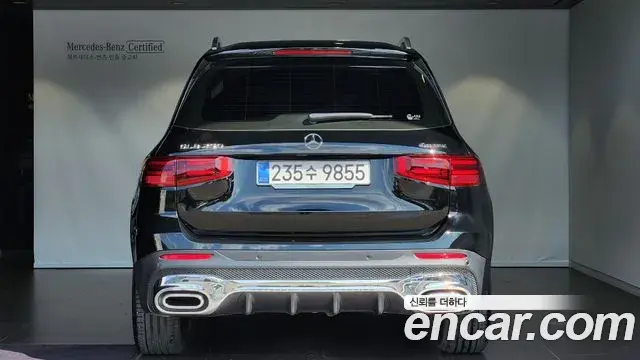 Mercedes-Benz GLB-Class 2025 — Фото 4/18