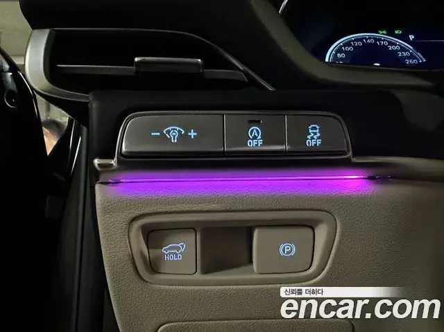 Genesis GV80 2022 — ფოტო 8/17