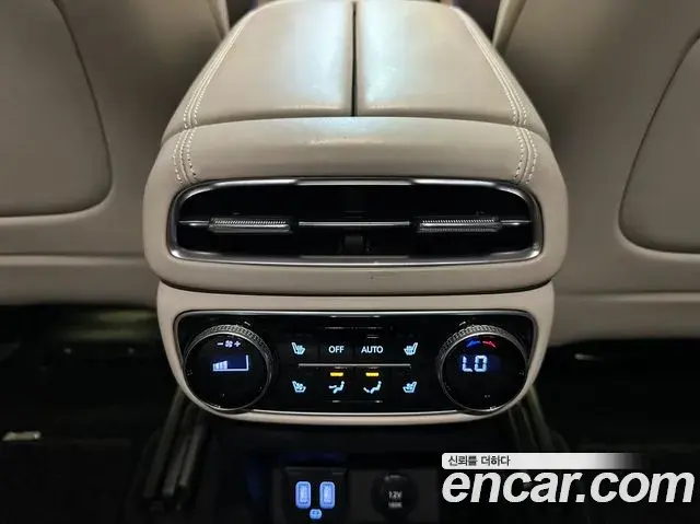 Genesis GV80 2022 — ფოტო 10/17