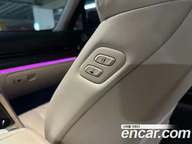 Genesis GV80 2022 — ფოტო 15/17