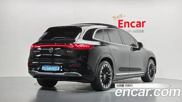 Mercedes-Benz EQS SUV 2023 — Şəkil 24/33