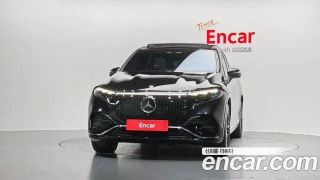 Mercedes-Benz EQS SUV 2023 — Şəkil 17/33