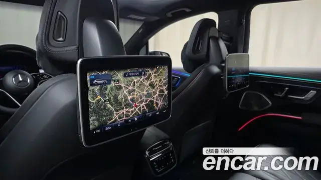 Mercedes-Benz EQS SUV 2023 — Şəkil 14/33