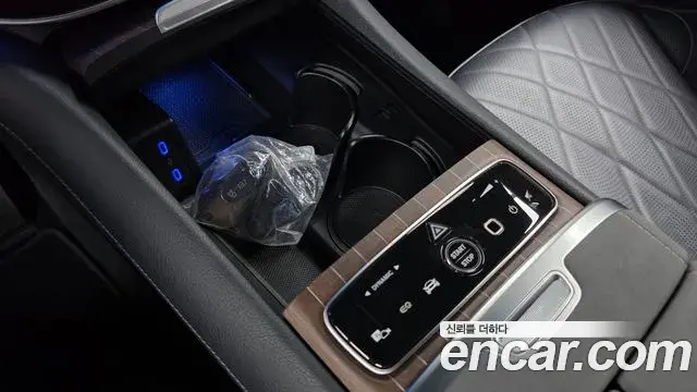 Mercedes-Benz EQS SUV 2023 — Şəkil 15/33