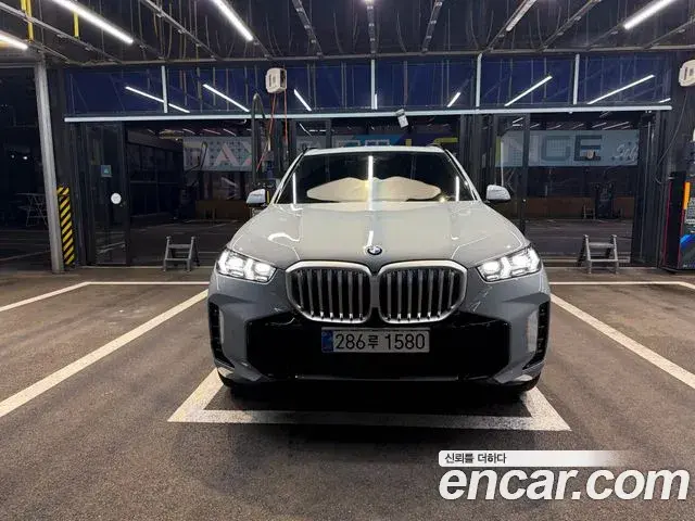 BMW X5 2025 — Photo 2/13