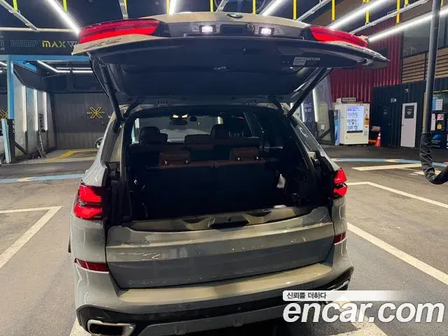 BMW X5 2025 — Photo 4/13