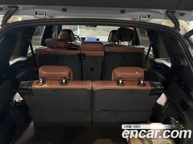 BMW X5 2025 — Photo 8/13