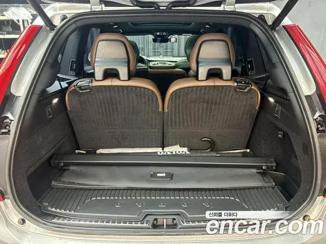 Volvo XC90 2023 — Şəkil 11/19