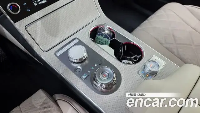 Genesis GV80 2024 — ფოტო 19/39