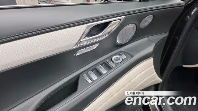 Genesis GV80 2024 — ფოტო 16/39