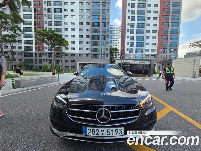 Mercedes-Benz E-Class 2021 — Şəkil 5/17