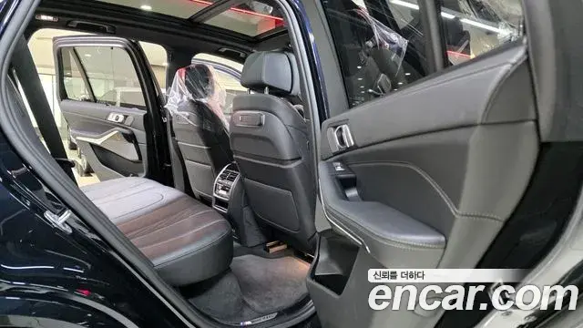BMW X5 2025 — Photo 9/20