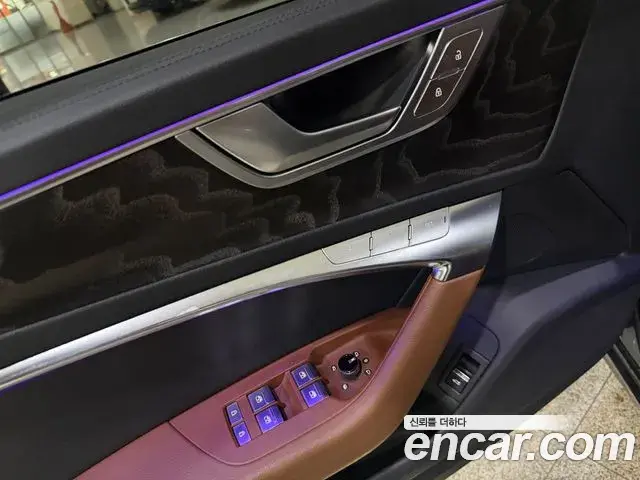 Audi A6 2021 — Фото 18/20