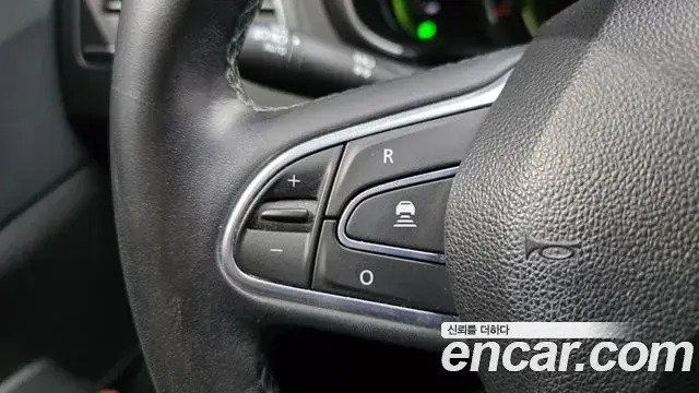 Renault Samsung QM6 2022 — Şəkil 28/32
