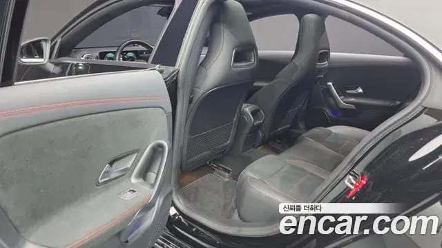 Mercedes-Benz CLA-Class 2020 — Photo 17/31