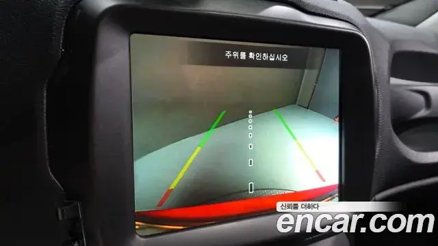 Jeep Renegade 2021 — Şəkil 17/20
