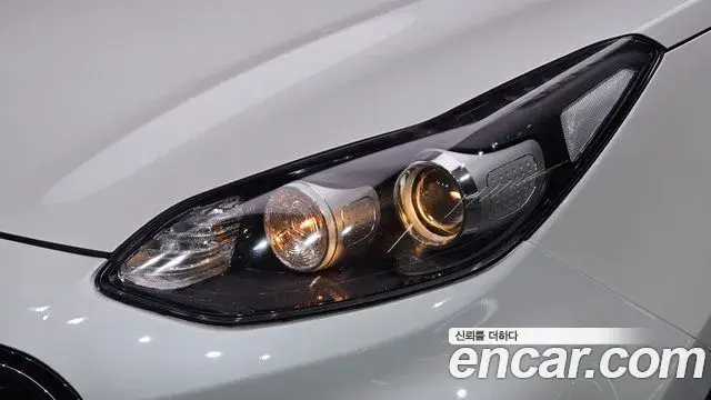 Kia Sportage The Bold 2019 — ფოტო 12/33