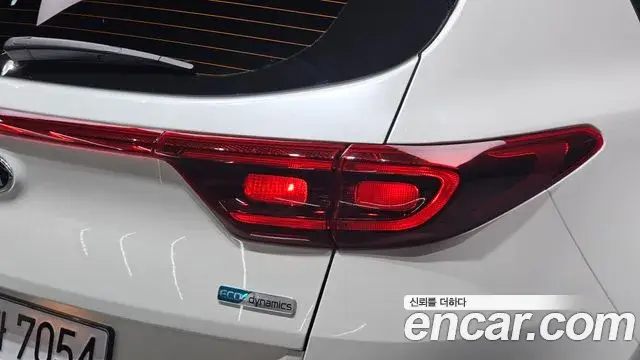 Kia Sportage The Bold 2019 — ფოტო 31/33