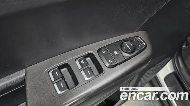 Kia Sportage The Bold 2019 — ფოტო 24/33