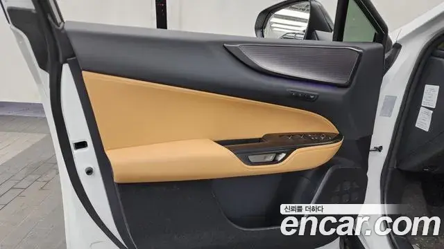 Lexus NX450h+ 2025 — Şəkil 21/34
