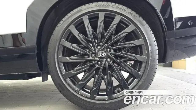 Hyundai Santa Fe 2024 — ფოტო 39/42