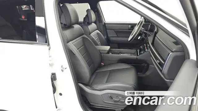 Hyundai Santa Fe 2024 — ფოტო 27/42