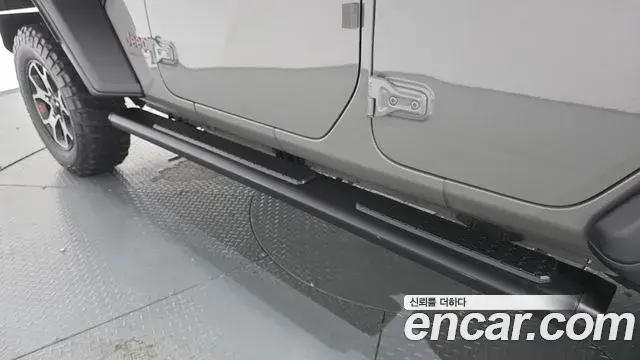 Jeep Wrangler 2023 — Photo 8/30