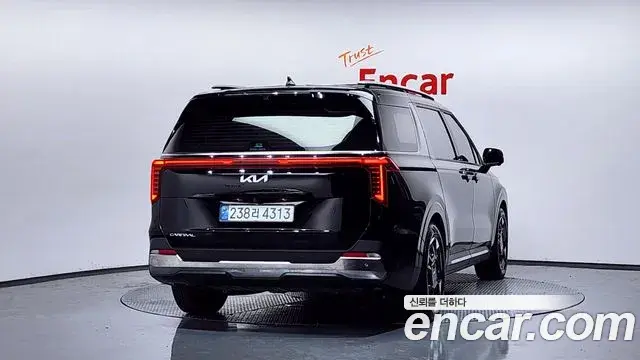 Kia Carnival 2024 — Фото 3/20
