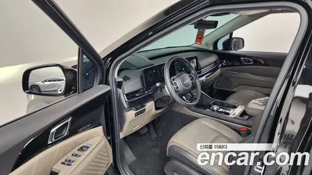 Kia Carnival 2024 — Фото 8/20