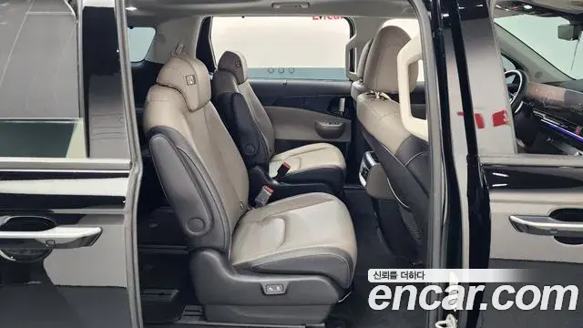 Kia Carnival 2024 — Фото 11/20
