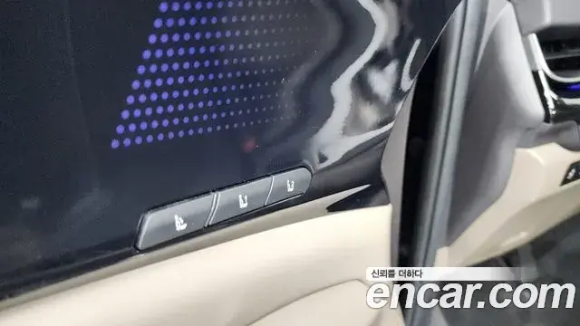 Kia Carnival 2024 — Şəkil 35/40