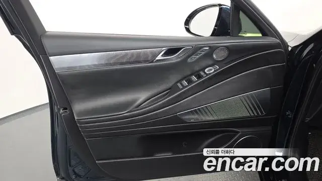 Genesis G80 2021 — Photo 32/38