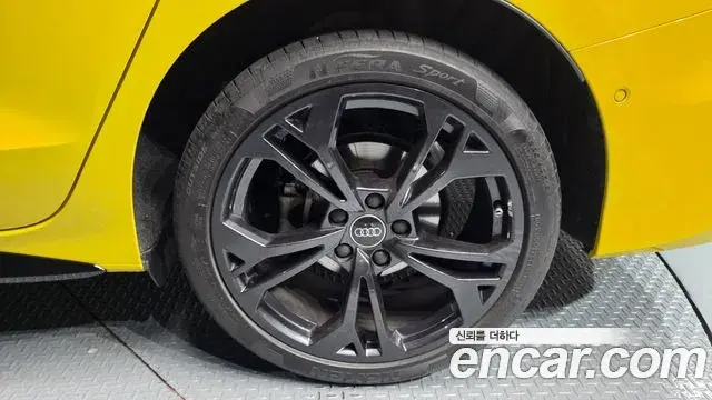 Audi A3 2025 — Şəkil 32/35