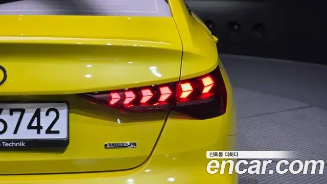 Audi A3 2025 — Şəkil 28/35