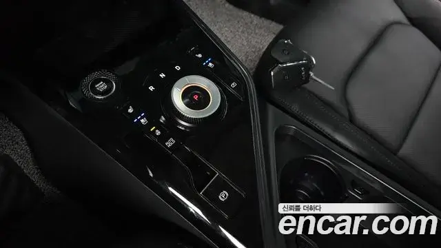 Kia Niro 2026 — Фото 9/20