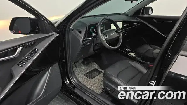Kia Niro 2026 — Фото 10/20