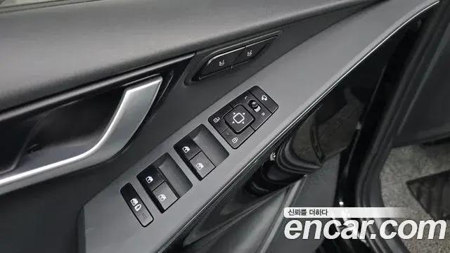 Kia Niro 2026 — Фото 15/20