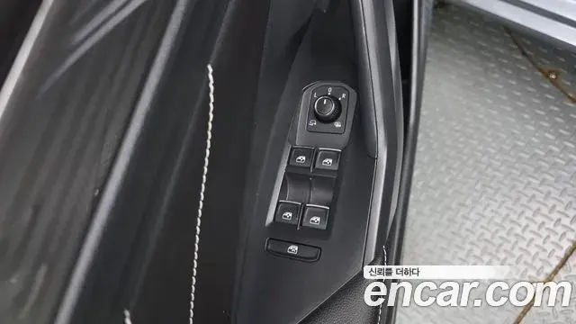 Volkswagen Jetta 2022 — Photo 10/32
