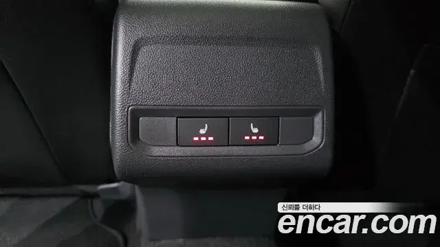 Volkswagen Jetta 2022 — Photo 9/32